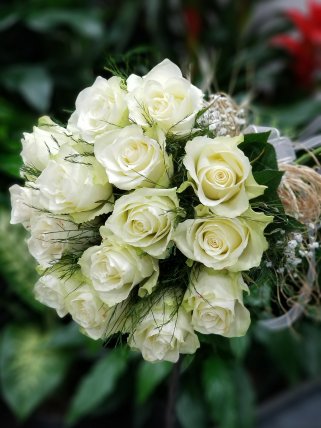 Beyaz Düş Gül Buketi Kütahya Çiçekçi