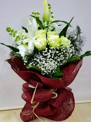 Beyaz Güller ve Kazablanka