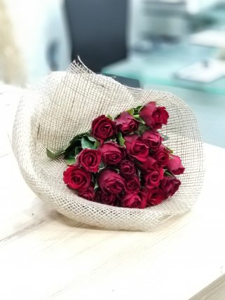 20 Kırmızı Gül Buketi