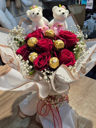 Çikolata Ayıcık ve Çiçek