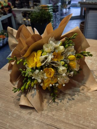 Kütahya Frezya Buketi Siparişi