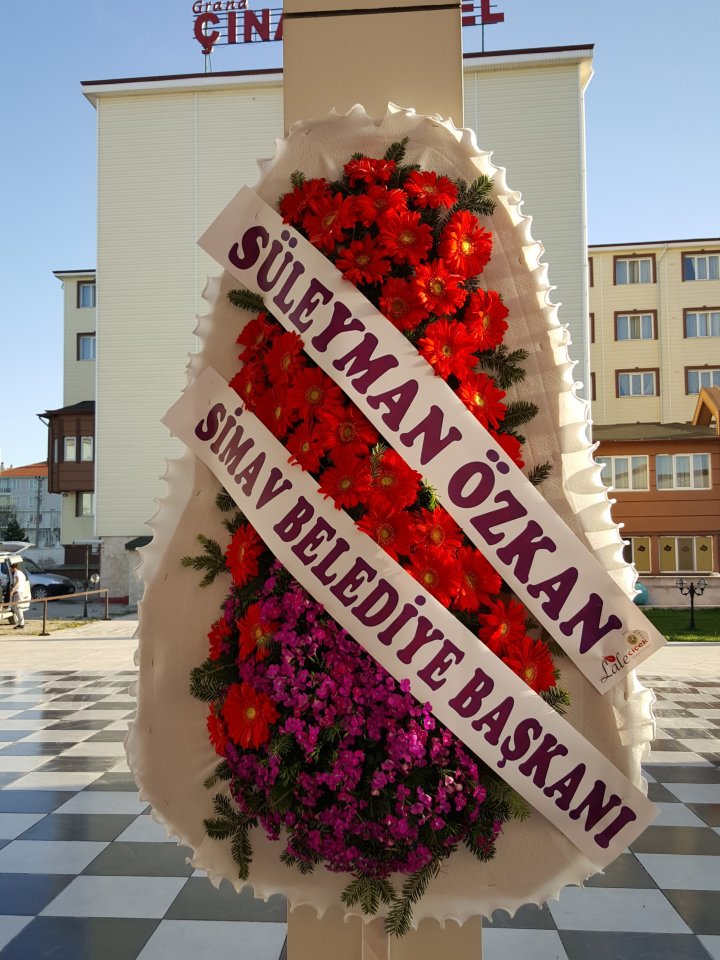 Kırmızı ve Mor Çiçekli Çelenk Kütahya Çiçekçi