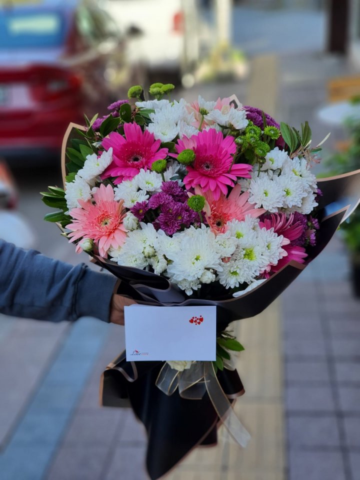 Ü Çiçekçi Kır Çiçeği Buketi