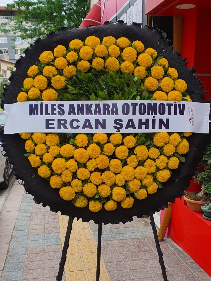 Sarı Beyaz Cenaze Çelengi