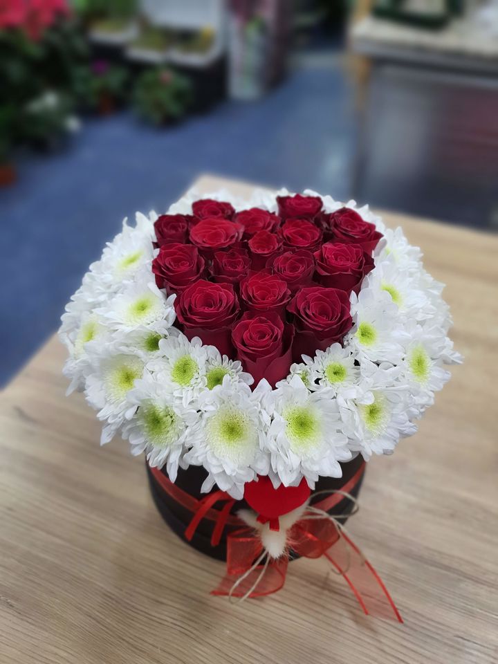 Kalbim Sana Ait Gül Aranjmanı Kütahya İçin Çiçek