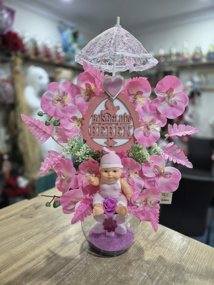 Kız Bebek Sevimli Kütahya Çiçekçi