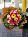 Çiçekçi - Kucak Dolusu Kır Çiçeği Buketi