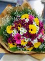 Çiçekçi - Kucak Dolusu Kır Çiçeği Buketi