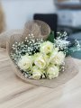Çiçekçi - 6 Beyaz Gül Buketi