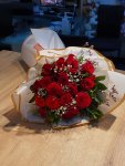 Çiçekçi - Kırmızı Güllerin Cazibesi